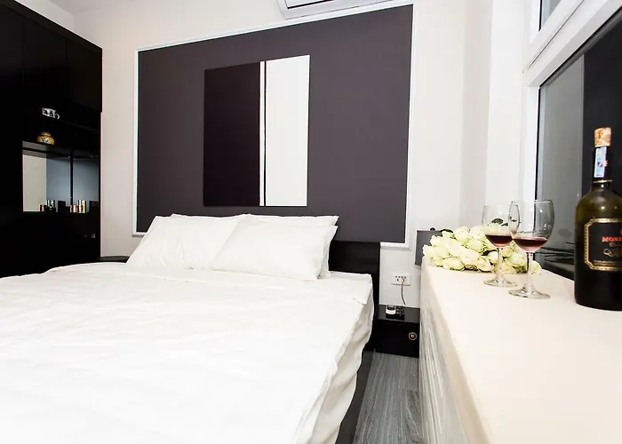 Luxury Homestay Khách sạn hẻo lánh