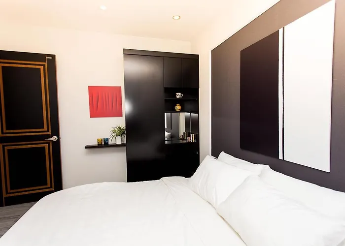 Luxury Homestay Khách sạn hẻo lánh *
