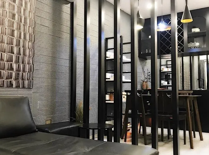 Luxury Homestay Khách sạn hẻo lánh Hạ Long